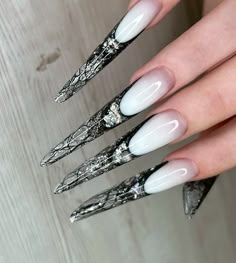 Chique Nails, Elegant Touch Nails, Encapsulated Nails, Nails Creative, Nails Arts, Beauty Nails Design, Clear Nails, Easy Nail Art