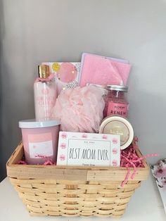 Make Mother's Day extra special this year with these 23 insanely creative and memorable Mother's Day gift basket ideas your mom will love! | mothers day gift basket, mothers day gift baskets, mothers day gift basket ideas, mothers day gift ideas, mothers day gift ideas diy, mother day gift basket ideas diy, mothers day gift baskets diy cute ideas #giftsforher #giftsformom #girlstiptop Gifts For Adult Daughters, Mother's Day Diy Gifts, Diy Mother's Day Gift Basket, Mothers Day Gift Basket, Creative Gift Baskets, Mothers Day Baskets, Diy Mother's Day, Mom Gift Basket, Cute Mothers Day Gifts