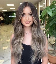 Cool Blonde Hair Color Ideas, Ash Brown Hair Balayage, Cool Blonde Hair Color, Balyage Long Hair, Cool Blonde Hair Colour