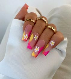 Bright Summer Nails Designs, Bright Summer Nails, Cute Summer Nails, July Nails, Bright Nails, Unique Nails, Floral Nails, Fancy Nails, Nail Arts