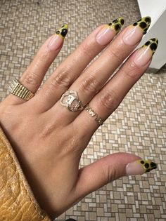 Blooming French Tip Nails, Funky French Tips, Cool French Tip Nail Designs, Tip Nail Designs, French Tip Nail Designs, Nail Candy, Tip Nails, Nail Ring