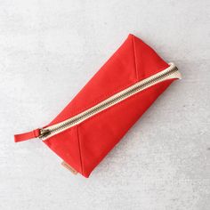 Hinemo Wide Open Pen Pouch - Red Stylish Pens, Pen Pouch, Pen Case, The Pouch, The Space, Cotton Canvas, Lab, Engineering, Pen