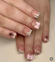 Short Square Hello Kitty Nails, Short Square French Tip Acrylic Nails With Butterfly, French Tip Short Square Nails, Fall Shorties Nails, Short Pink Acrylic Nails Hello Kitty, Short French Tip Acrylic Nails Hello Kitty, Short Nail Inspo Fall, Short Mcbling Nails, French Tip Short