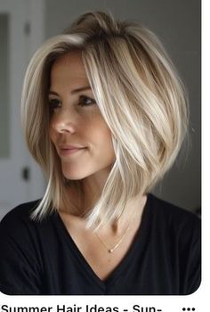 Long hair never goes out of style, and this year, women in their 40s are embracing length with fresh, modern long hairstyles. Think elegant layers, subtle Bob Hairstyles Layered Medium, Medium Length Hair Styles Curtain Bangs, Sassy Medium Length Haircut, Stacked A Line Bob, Professional Haircut For Women, Short Angled Bob Haircut, Aline Bob Haircuts, Graduated Haircut