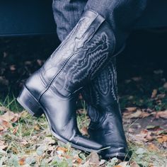 Men's black Laredo cowboy boots by Soots Boots Fashion Cowboy Boots, Harness Boots, Work Boots