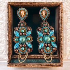 Gorgeous sparkling rhinestone earrings ✨✨ Add that finishing touch to your outfit in these statement pieces! Length: approx 4.0 in Turquoise Earrings For Evening, Turquoise Drop Crystal Earrings For Party, Elegant Turquoise Beaded Earrings For Party, Turquoise Crystal, Boho Glam, Rhinestone Earrings, Houston Tx, Crystal Rhinestone, Statement Earrings