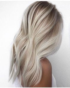 Blonde Ombre Short Hair, Ash Blonde Hair Extensions, Caramel Blonde Hair Color, Dark Ash Blonde Hair, Caramel Blonde Hair, Blond Balayage, Blonde Hair Extensions, Blonde Wigs, Light Blonde Hair