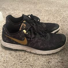 These Shoes Are The Best! One Of The Cutest Pair Of Nike Sneakers I’ve Had. They Have Been Lightly Worn And With A Good Clean Would Be Like Brand New. Nike Shoes Black, Gold Nike, Black Nike Shoes, Nike Gold, Nike Flex, Nike Sneakers, Yellow Black, Black N Yellow, Black And Gold