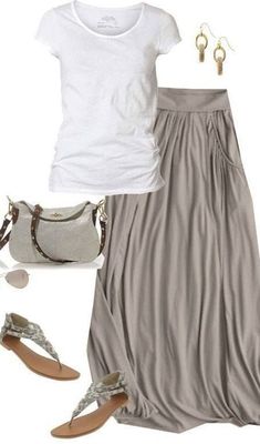 25 Long Skirt Outfits You will Love - for Summer/Spring/Fall - Pretty Designs Outfits Primavera, Stile Casual Chic, Amal Clooney, Rock Outfit, Fashion Goals, Skirt Maxi, Inspired Outfits