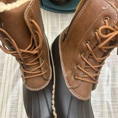 Brand New Size 9 Brown N Black Ugg Adirondack, Ugg Classic Tall, Classic Ugg Boots, Koolaburra By Ugg, Nike Tennis Dress, Moccasin Boots, Fringe Boots, Style Boots, Ugg Classic