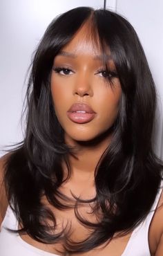 Short Black Blowout, Layers Haircut Black Women, Sleek Layered Hair, Blowout Hairstyles Black Women Long Hair, Volume Hair Black Women, 90s Layered Wig, Layered Bangs Black Women, Layered Black Hair Medium, Oval Face Black Women