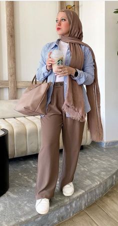 Muslimah Fashion Outfits Plus Size, Trendy Hijab Outfits Summer, Casual Work Outfits Women, Blouse Casual Fashion, Hijab Fashionista