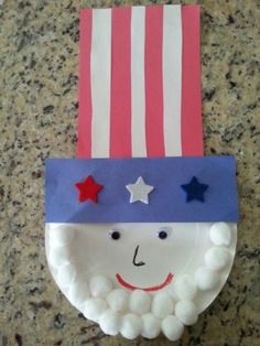 a paper plate made to look like a patriotic head