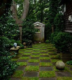 Pathways Design Ideas for Home and Garden Garden Of Earthly Delights, Garden Wallpaper, Secret Gardens, Have Inspiration, The Secret Garden, Garden Spaces, Green Grass, Garden Paths, Dream Garden