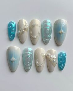 Summer Nails Mermaid Effect, Pastel Press On Nails, Gel X Nails Short Almond, Nail Art Book, Blue Shell Nails, 3d Beach Nails, Cute Nail Ideas Blue, 3d Nail Designs Summer, Gel X Inspo Nails