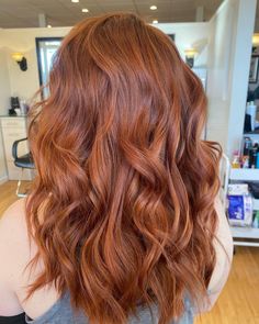 20 Dark Auburn Hair Color Ideas Trending in 2021 Reverse Balayage Redhead, Dark Natural Ginger Hair, Copper Hair With Light Roots, Red Highlights In Auburn Hair, Dusty Copper Hair, Dark Blonde Copper Hair, Brunette To Ginger, Blonde To Auburn Before And After, Dark Strawberry Blonde Hair Light Auburn