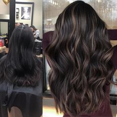 Braune Haare mit blonden Strahnenfrische Ideen fur die nachste FrisurIn Leben jedes Menschen kommt ein Momentin dem wir eine Veränderung brauchenManchmal ist es eine Renovierungein bisschen... Black Hair With Brown Highlights, Balayage Hair Dark, Black Hair With Highlights