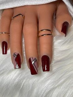 Burgundy nails with hand-painted silver and black striping. Email me with custom sizes, shape, and colors. Need help sizing your nails? Contact me at NewNailz@yahoo.com Burgundy Acrylic Nails, Manicure Nail Designs, Fancy Nails Designs, Nails Square, Pretty Nail Art Designs, Nails Wedding, Almond Shape, Pretty Nail Art