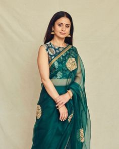 Rasika Duggal, Green Organza Saree, Net Saree Designs, Kajol Saree, Rajputi Dress, Zardozi Work, Brocade Blouse, Cutwork Blouse Designs