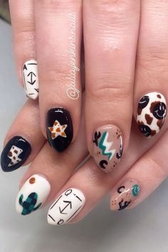 Funky Cowgirl Nails Cow Print Western Nails, Western Style Nail Designs, Nfr Nails Ideas, Rhinestone Cowgirl Nails, Yellowstone Nails, Turquoise Western Nails, Rodeo Nails Westerns, Punchy Nails Designs