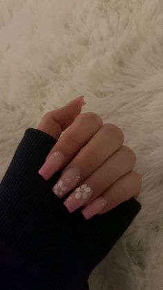 nails, summer, flower , vibes , idea , preety Pink Flower Nails, Casual Nails, Soft Nails, Summer Acrylic Nails