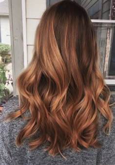 Journal Notes, Hair Color And Cut, Outfit Trends, 2019 Fashion, Women Outfits, Ginger Hair