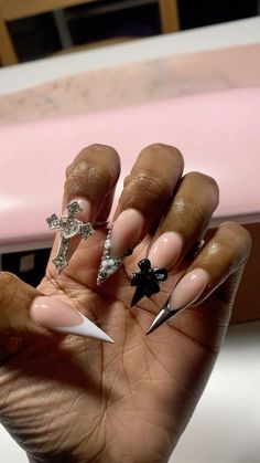 Stiletto Nails Black Women, Stilleto Nails Designs, Colored Acrylic Nails, Girly Acrylic Nails, Work Nails, Short Square Acrylic Nails, Exotic Nails, Long Acrylic Nails Coffin