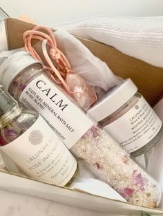 Gorgeous gift set with whipped rose butter, rose oil, rose  infused bath salts and a  hand wire wrapped crystal Spa Day Gift, Butter Rose, Spa Day Gifts, Mineral Bath, Wire Wrapped Crystal, Wrapped Crystal, Relax Spa, Spa Gifts Set, Wire Wrapping Crystals