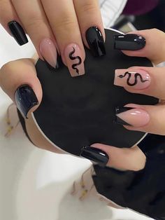 Multicolor  Collar    Color Nails Embellished   Nail,Hand & Foot Care Bad And Boujee Nails Black, Cute Black Nails, Dark Nail Designs, Lily Nails, Black Coffin Nails, Feet Nail Design, Black Acrylic Nails, Punk Nails, Nails Now