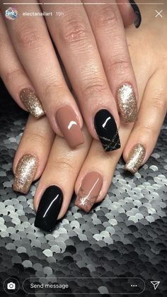 New Years Nail Designs, Fall Acrylic Nails, New Year's Nails, Dipped Nails, Fancy Nails