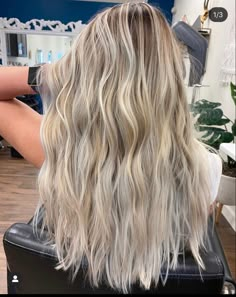 Blonde Hair Goals, Blonde Hair With Roots, Bright Blonde Hair, Going Blonde, Ombre Hair Blonde, Cool Blonde Hair, Dyed Blonde Hair