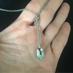 Silver Tone Spoon Pendant Necklace - Nwot - Metal: Alloy - Fashion Jewelry - Chain Length: 24” - Always Open To Offers :) Coke Spoon Necklace, Coke Necklace, Cutesy Clothes, Spoon Pendant, Perfume Jewelry, 2000s Fashion Trends, Spoon Necklace, Jewelry Chain, Dope Jewelry