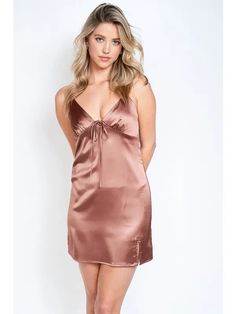 Description Embrace elegance and versatility with the Cady Mini Satin Dress in Walnut. From daytime adventures to evening soirees, this dress effortlessly transitions with you. With a gathered bust slip, front bow tie detail, adjustable straps, and a flirty side slit, it's the perfect balance of sophistication and playfulness. Details & Features 100% POLYESTER Mini Satin Dress, Hair Gift, Satin Dress, Outerwear Sweater, British Indian, Satin Dresses, Denim Dress, Bow Tie, Jewelry Sales