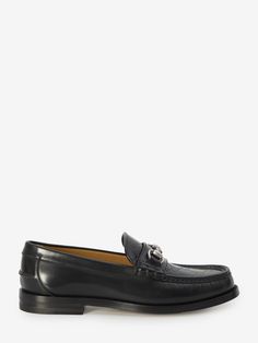 1000 GUCCI GG LOAFERS WITH HORSEBIT Black Leather Loafers, Italian Craftsmanship, Buy Gucci, Leather Detail, Leather Cap, Boot Pumps, Shoes Uk, Sneaker Heels, Saturday Morning