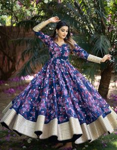 Party Wear Long Gowns, Long Gown Design, Anarkali Dress Pattern, Cotton Gowns, Printed Gowns, Anarkali Gown, Georgette Dress, Indian Gowns, Sequence Work