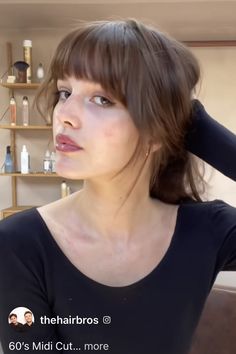 60s Fringe Bangs, 60s Layered Hair, 60s Midi Haircut, 60s Midi Cut, Bangs Dark Blonde, 60s Haircut, French Girl Bangs, 60s Bangs, Hair Cuts Oval Face