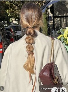 January Hairstyles, Hair Ribbons Hairstyles, Cute Winter Hairstyles, Ribbon Hairstyle, Christmas Hairstyles, Work Hairstyles, Holiday Hairstyles, Adam Sandler, Everyday Hairstyles