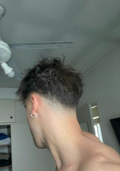 Upper Fade Haircut, Men’s Low Fade, Burst Fade V Neck, Taper Fade Medium Hair, Very Low Fade, Men’s Fade, Low Fade Design, Mens Short Hair Styles