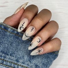 Elegant Black Matte Nails, Almond Nails Astrology, Almond Nails Witchy Designs, Moon Phase Nails Design, Cute Minimal Nail Designs, Almond Concert Nails, Moon Design On Nails, Gel X Nail Inspiration, Moon And Stars Manicure