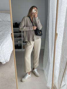 Beige Veja Sneakers Outfit, Veja Sneakers Outfit V10, Veja Trainers Outfit, Veja Sneakers Outfit Aesthetic, Veja Outfits Women, High Top Veja Outfits, Veja Dress Outfit, Veja V 10 Outfit