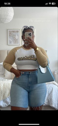 Feminine Plus Size Outfits, Fat Aesthetic Outfit, Thick Body Outfits Casual, Hypebae Aesthetic, Plus Size Baddie Outfits Casual, Plus Size Black Women Fashion, Thick Girlfriend Outfits, Midsize Body Outfits, Midsize Winter