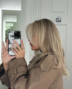 Blonde Summer, Blonde Hair With Bangs, Color Balayage, Hair Inspiration Color