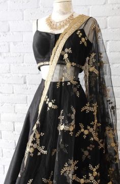 Black Silk Lehenga, Lehenga Choli For Women, Silk Lehenga Choli, Choli For Women, Indian Sari Dress, Punjabi Outfits, Lengha Choli