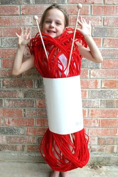 Skein of Yarn Halloween Costume Homemade Halloween Costumes, Homemade Costumes, Creative Costumes, Homemade Halloween, Easy Diy Halloween, Cute Halloween Costumes, Cute Costumes