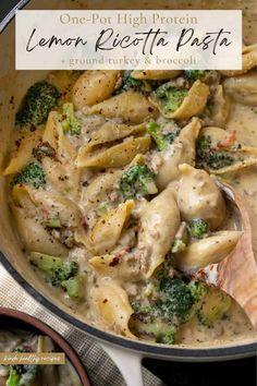 one pot healthy lemon ricotta pasta with ground turkey and broccoli in a creamy sauce