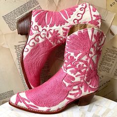 Free People Momo Fern Embroidery Botanical Western Boot Pink Ivory Pink & Ivory Floral Embroidery * Inside Zipper New Without Box * Size: 39 / 9 Retail Price: $328.00 2" Heel * 9" Shaft * The Last 3 Black & White Boots Are Just For Style Reference . I Believe The Pink Boots In This Listing Is A Sample And This Color Way Has Not Been Put Into Production As Of Yet Black White Boots, Embroidery Botanical, Fern Embroidery, Black And White Boots, Style Reference, Pink Boots, Pink Ivory, Free People Shoes, Western Boot