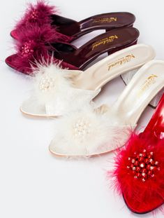 Bride slippers with Feathers, Wedding Slippers, Heeled Bride Slippers , Bride shoes, Getting ready Heeled Slippers, Bride feather slippers If you're The Bride or Bridesmaid who want to give a perfect wedding gift for Bridal Shower , This slippers are definitely for you. Perfect gift for the Brides to be for getting ready party or for everyday use.   Our stylishly slippers will embellish any wedding party. These slippers are perfect for the wedding day, a bachelorette party, photo shot or  brides Party Heels With Feathers And Round Toe, Elegant Round Toe Party Slippers, Elegant Party Slippers With Round Toe, Elegant Formal Christmas Heels, Elegant Christmas Formal Heels, Elegant Heels With Feathers And Round Toe, Elegant Round Toe Heels With Feathers, Feathered Heels With Round Toe, Feather Pajamas Bridesmaids