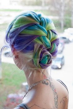 How-to use temporary #hair color to its fullest via #ImageBeauty (even multicolored hair!) Dip Dye Hair, Hair Chalk, Lavender Hair, Colorful Hair, Hair And Beauty, Pastel Hair, Long Hairstyles