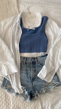 30a Florida Outfits, Current Summer Fashion Trends, Beachy Fits, Phone Photo, Thrift Inspo, Weather Outfits, 사진 촬영 포즈