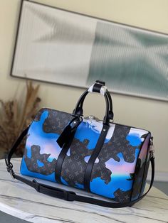 LAW Fashion Lu-Vi bags - 4424 A+ Excellent Quality copies; Contact us if you've any questions in your mind. Louis Vuitton Yayoi Kusama, Louis Vuitton Capucines, Large Cosmetic Bag, Lv Purse, Lv Shoes, Medium Handbags, Louis Vuitton Pochette, Lv Handbags, Chanel Belt